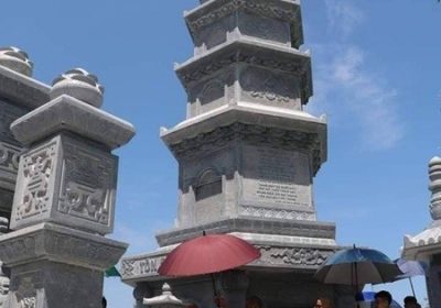 phú yên 21 mẫu mộ lục bát giác bằng đá đẹp