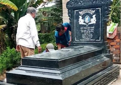 24- mẫu mộ bằng đá đẹp bán tại sóc trăng