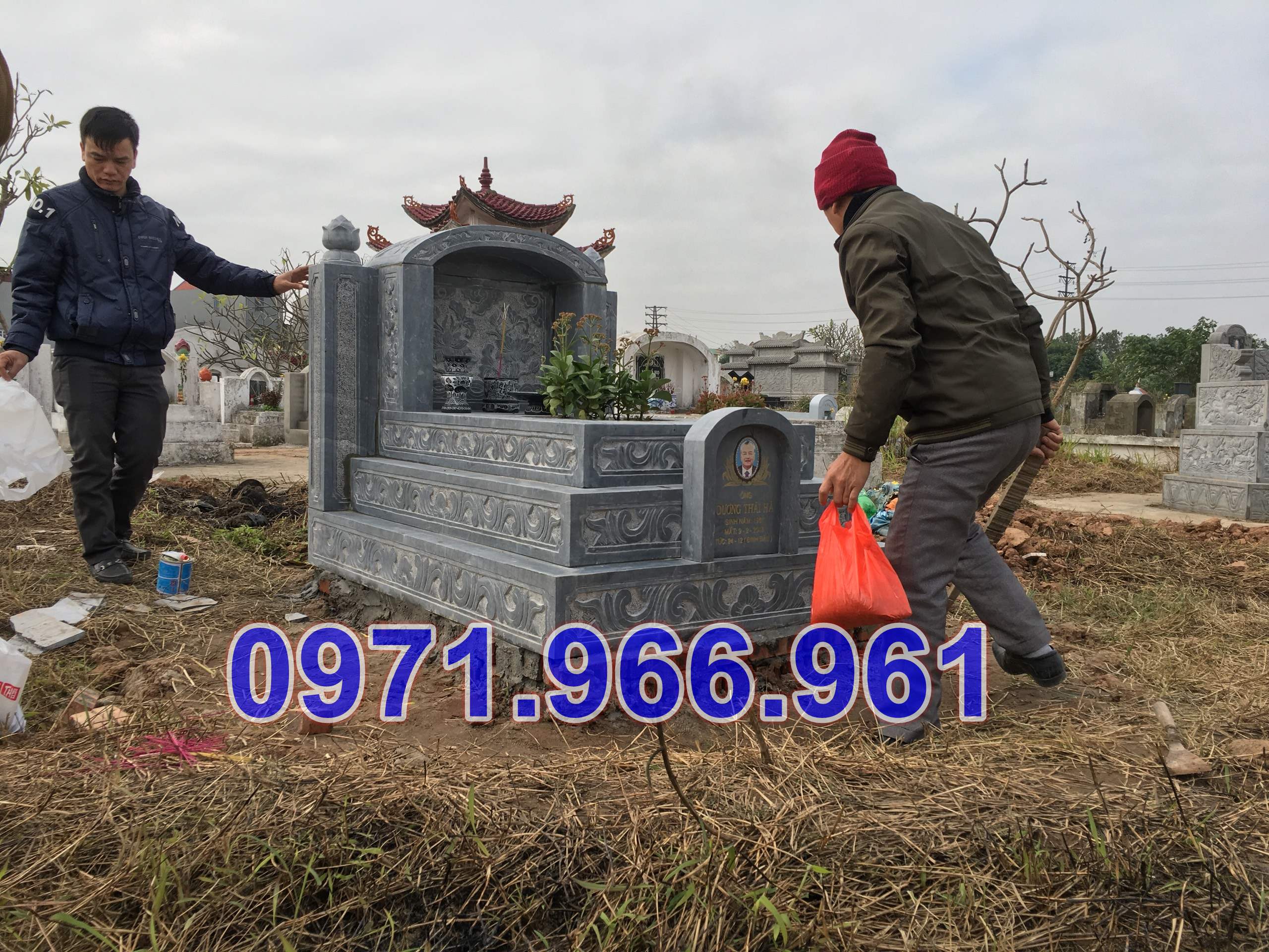 520 - mẫu mộ đá đơn giản đẹp bán lâm đồng