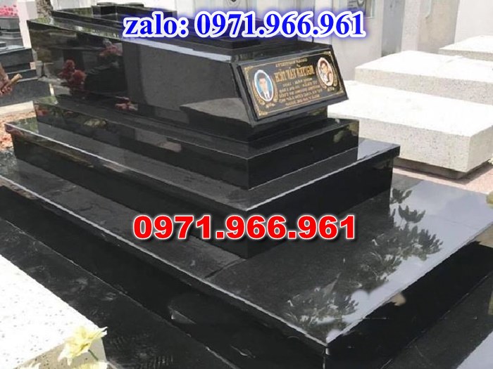 bia mộ đá xanh đẹp, giá bán mộ đá nguyên khối lắp sắp, địa chĩ nơi chỗ bán mộ đá hoa cương granite, kích thước mộ đá tự nhiên chuẩn phong thủy, thiết kế mộ đá trắng vàng theo yêu cầu, lắp đặt mộ đá cao cấp trọn gói theo yêu càu, mộ ông bà bố mẹ gia đình xây đá, mộ ốp đá xanh đen cẩm thạch, mẫu mộ đá đơn giản tam cấp không mái, mộ gia tộc song thân phu thê có mái che, kim tĩnh huyệt mộ bằng đá chôn tươi sang cát, nhà mồ mả để thề lưu giũ hũ lọ tro cốt, mộ sư bảo tháp ba năm bẩy chín tầng hình vuông lục lăng bát giác, mộ đôi tròn sang cát hỏa hung địa táng,