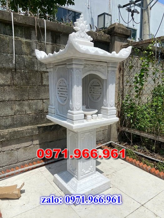 26 miếu thờ vong hồn bằng xi măng ven đường khánh hòa