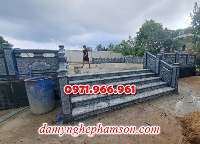 lan can nhà thờ dòng ho, gia đình, lan can đình chùa, lan can nghĩa trang, khu lăng mộ, gia đình, lan can nơi tâm linh, hàng rào từ đường, dòng họ, hàng rào, biệt thự, sân vườn, hàng rào lăng thờ,  nghĩa trang , gia đình, giá bán theo thỏa thuận, kích thước theo nhu cầu khách hàng, bên em chuyên sản xuất, lắp đặt, hoàn thiện theo nhu cầu, tâm linh của gia đình