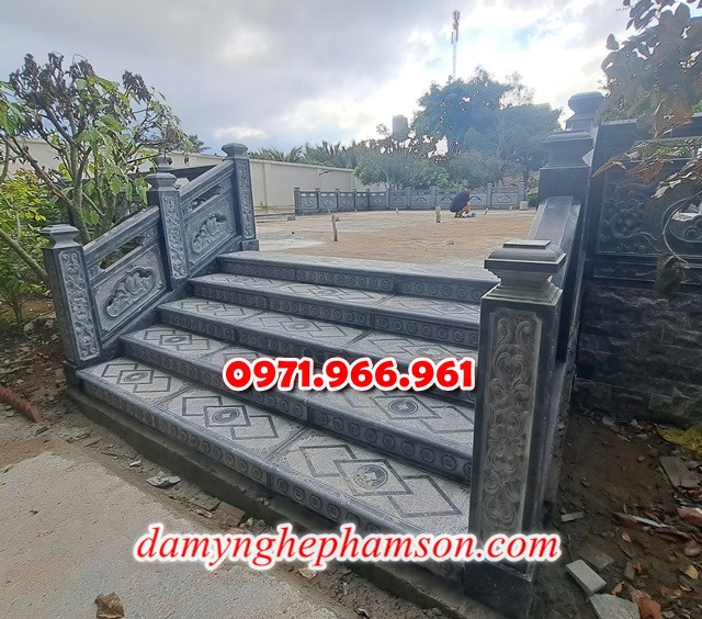 lan can nhà thờ dòng ho, gia đình, lan can đình chùa, lan can nghĩa trang, khu lăng mộ, gia đình, lan can nơi tâm linh, hàng rào từ đường, dòng họ, hàng rào, biệt thự, sân vườn, hàng rào lăng thờ,  nghĩa trang , gia đình, giá bán theo thỏa thuận, kích thước theo nhu cầu khách hàng, bên em chuyên sản xuất, lắp đặt, hoàn thiện theo nhu cầu, tâm linh của gia đình
