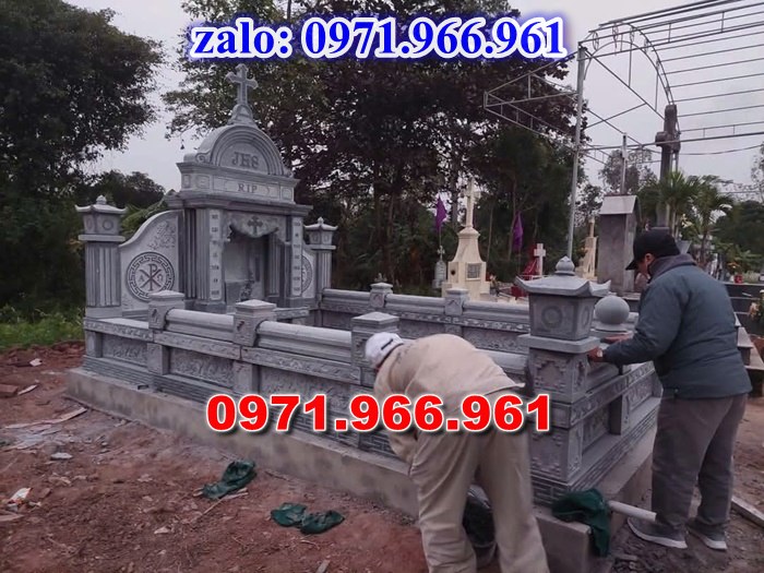 lan can nhà thờ dòng ho, gia đình, lan can đình chùa, lan can nghĩa trang, khu lăng mộ, gia đình, lan can nơi tâm linh, hàng rào từ đường, dòng họ, hàng rào, biệt thự, sân vườn, hàng rào lăng thờ, nghĩa trang , gia đình, giá bán theo thỏa thuận, kích thước theo nhu cầu khách hàng, bên em chuyên sản xuất, lắp đặt, hoàn thiện theo nhu cầu, tâm linh của gia đình