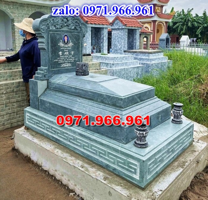 bia mộ đá xanh đẹp, giá bán mộ đá nguyên khối lắp sắp, địa chĩ nơi chỗ bán mộ đá hoa cương granite, kích thước mộ đá tự nhiên chuẩn phong thủy, thiết kế mộ đá trắng vàng theo yêu cầu, lắp đặt mộ đá cao cấp trọn gói theo yêu càu, mộ ông bà bố mẹ gia đình xây đá, mộ ốp đá xanh đen cẩm thạch, mẫu mộ đá đơn giản tam cấp không mái, mộ gia tộc song thân phu thê có mái che, kim tĩnh huyệt mộ bằng đá chôn tươi sang cát, nhà mồ mả để thề lưu giũ hũ lọ tro cốt, mộ sư bảo tháp ba năm bẩy chín tầng hình vuông lục lăng bát giác, mộ đôi tròn sang cát hỏa hung địa táng,