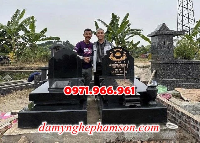 bia mộ đá xanh đẹp, giá bán mộ đá nguyên khối lắp sắp, địa chĩ nơi chỗ bán mộ đá hoa cương granite, kích thước mộ đá tự nhiên chuẩn phong thủy, thiết kế mộ đá trắng vàng theo yêu cầu, lắp đặt mộ đá cao cấp trọn gói theo yêu càu, mộ ông bà bố mẹ gia đình xây đá, mộ ốp đá xanh đen cẩm thạch, mẫu mộ đá đơn giản tam cấp không mái, mộ gia tộc song thân phu thê có mái che, kim tĩnh huyệt mộ bằng đá chôn tươi sang cát, nhà mồ mả để thề lưu giũ hũ lọ tro cốt, mộ sư bảo tháp ba năm bẩy chín tầng hình vuông lục lăng bát giác, mộ đôi tròn sang cát hỏa hung địa táng,