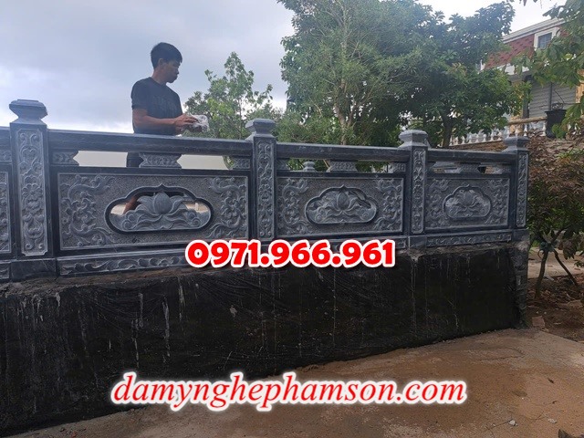 lan can nhà thờ dòng ho, gia đình, lan can đình chùa, lan can nghĩa trang, khu lăng mộ, gia đình, lan can nơi tâm linh, hàng rào từ đường, dòng họ, hàng rào, biệt thự, sân vườn, hàng rào lăng thờ,  nghĩa trang , gia đình, giá bán theo thỏa thuận, kích thước theo nhu cầu khách hàng, bên em chuyên sản xuất, lắp đặt, hoàn thiện theo nhu cầu, tâm linh của gia đình