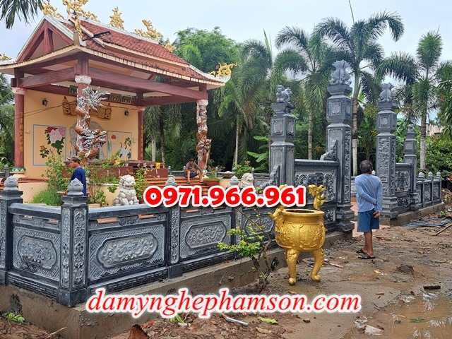 lan can nhà thờ dòng ho, gia đình, lan can đình chùa, lan can nghĩa trang, khu lăng mộ, gia đình, lan can nơi tâm linh, hàng rào từ đường, dòng họ, hàng rào, biệt thự, sân vườn, hàng rào lăng thờ, nghĩa trang , gia đình, giá bán theo thỏa thuận, kích thước theo nhu cầu khách hàng, bên em chuyên sản xuất, lắp đặt, hoàn thiện theo nhu cầu, tâm linh của gia đình