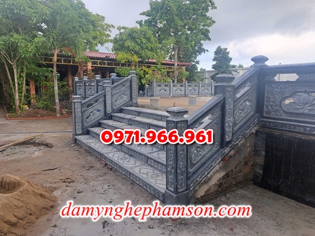 lan can nhà thờ dòng ho, gia đình, lan can đình chùa, lan can nghĩa trang, khu lăng mộ, gia đình, lan can nơi tâm linh, hàng rào từ đường, dòng họ, hàng rào, biệt thự, sân vườn, hàng rào lăng thờ, nghĩa trang , gia đình, giá bán theo thỏa thuận, kích thước theo nhu cầu khách hàng, bên em chuyên sản xuất, lắp đặt, hoàn thiện theo nhu cầu, tâm linh của gia đình