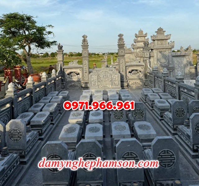 lan can nhà thờ dòng ho, gia đình, lan can đình chùa, lan can nghĩa trang, khu lăng mộ, gia đình, lan can nơi tâm linh, hàng rào từ đường, dòng họ, hàng rào, biệt thự, sân vườn, hàng rào lăng thờ, nghĩa trang , gia đình, giá bán theo thỏa thuận, kích thước theo nhu cầu khách hàng, bên em chuyên sản xuất, lắp đặt, hoàn thiện theo nhu cầu, tâm linh của gia đình