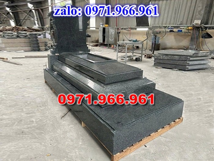 bia mộ đá xanh đẹp, giá bán mộ đá nguyên khối lắp sắp, địa chĩ nơi chỗ bán mộ đá hoa cương granite, kích thước mộ đá tự nhiên chuẩn phong thủy, thiết kế mộ đá trắng vàng theo yêu cầu, lắp đặt mộ đá cao cấp trọn gói theo yêu càu, mộ ông bà bố mẹ gia đình xây đá, mộ ốp đá xanh đen cẩm thạch, mẫu mộ đá đơn giản tam cấp không mái, mộ gia tộc song thân phu thê có mái che, kim tĩnh huyệt mộ bằng đá chôn tươi sang cát, nhà mồ mả để thề lưu giũ hũ lọ tro cốt, mộ sư bảo tháp ba năm bẩy chín tầng hình vuông lục lăng bát giác, mộ đôi tròn sang cát hỏa hung địa táng,