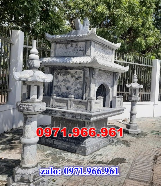 bàn thờ ông tà đá vàng dưới gốc cây thái nguyên