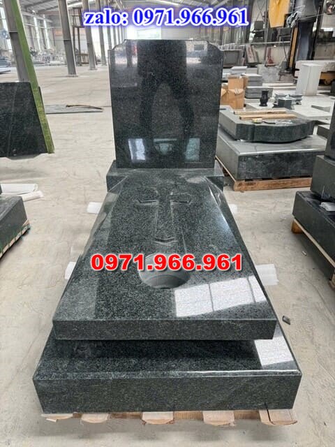 bia mộ đá xanh đẹp, giá bán mộ đá nguyên khối lắp sắp, địa chĩ nơi chỗ bán mộ đá hoa cương granite, kích thước mộ đá tự nhiên chuẩn phong thủy, thiết kế mộ đá trắng vàng theo yêu cầu, lắp đặt mộ đá cao cấp trọn gói theo yêu càu, mộ ông bà bố mẹ gia đình xây đá, mộ ốp đá xanh đen cẩm thạch, mẫu mộ đá đơn giản tam cấp không mái, mộ gia tộc song thân phu thê có mái che, kim tĩnh huyệt mộ bằng đá chôn tươi sang cát, nhà mồ mả để thề lưu giũ hũ lọ tro cốt, mộ sư bảo tháp ba năm bẩy chín tầng hình vuông lục lăng bát giác, mộ đôi tròn sang cát hỏa hung địa táng,
