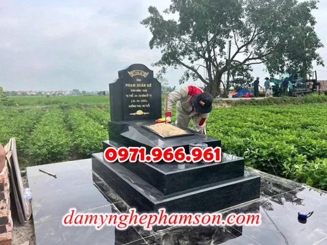 bia mộ đá xanh đẹp, giá bán mộ đá nguyên khối lắp sắp, địa chĩ nơi chỗ bán mộ đá hoa cương granite, kích thước mộ đá tự nhiên chuẩn phong thủy, thiết kế mộ đá trắng vàng theo yêu cầu, lắp đặt mộ đá cao cấp trọn gói theo yêu càu, mộ ông bà bố mẹ gia đình xây đá, mộ ốp đá xanh đen cẩm thạch, mẫu mộ đá đơn giản tam cấp không mái, mộ gia tộc song thân phu thê có mái che, kim tĩnh huyệt mộ bằng đá chôn tươi sang cát, nhà mồ mả để thề lưu giũ hũ lọ tro cốt, mộ sư bảo tháp ba năm bẩy chín tầng hình vuông lục lăng bát giác, mộ đôi tròn sang cát hỏa hung địa táng,