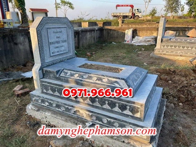 bia mộ đá xanh đẹp, giá bán mộ đá nguyên khối lắp sắp, địa chĩ nơi chỗ bán mộ đá hoa cương granite, kích thước mộ đá tự nhiên chuẩn phong thủy, thiết kế mộ đá trắng vàng theo yêu cầu, lắp đặt mộ đá cao cấp trọn gói theo yêu càu, mộ ông bà bố mẹ gia đình xây đá, mộ ốp đá xanh đen cẩm thạch, mẫu mộ đá đơn giản tam cấp không mái, mộ gia tộc song thân phu thê có mái che, kim tĩnh huyệt mộ bằng đá chôn tươi sang cát, nhà mồ mả để thề lưu giũ hũ lọ tro cốt, mộ sư bảo tháp ba năm bẩy chín tầng hình vuông lục lăng bát giác, mộ đôi tròn sang cát hỏa hung địa táng,