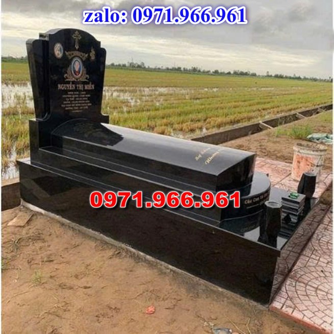 bia mộ đá xanh đẹp, giá bán mộ đá nguyên khối lắp sắp, địa chĩ nơi chỗ bán mộ đá hoa cương granite, kích thước mộ đá tự nhiên chuẩn phong thủy, thiết kế mộ đá trắng vàng theo yêu cầu, lắp đặt mộ đá cao cấp trọn gói theo yêu càu, mộ ông bà bố mẹ gia đình xây đá, mộ ốp đá xanh đen cẩm thạch, mẫu mộ đá đơn giản tam cấp không mái, mộ gia tộc song thân phu thê có mái che, kim tĩnh huyệt mộ bằng đá chôn tươi sang cát, nhà mồ mả để thề lưu giũ hũ lọ tro cốt, mộ sư bảo tháp ba năm bẩy chín tầng hình vuông lục lăng bát giác, mộ đôi tròn sang cát hỏa hung địa táng,