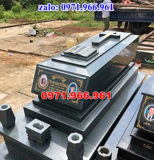 bia mộ đá xanh đẹp, giá bán mộ đá nguyên khối lắp sắp, địa chĩ nơi chỗ bán mộ đá hoa cương granite, kích thước mộ đá tự nhiên chuẩn phong thủy, thiết kế mộ đá trắng vàng theo yêu cầu, lắp đặt mộ đá cao cấp trọn gói theo yêu càu, mộ ông bà bố mẹ gia đình xây đá, mộ ốp đá xanh đen cẩm thạch, mẫu mộ đá đơn giản tam cấp không mái, mộ gia tộc song thân phu thê có mái che, kim tĩnh huyệt mộ bằng đá chôn tươi sang cát, nhà mồ mả để thề lưu giũ hũ lọ tro cốt, mộ sư bảo tháp ba năm bẩy chín tầng hình vuông lục lăng bát giác, mộ đôi tròn sang cát hỏa hung địa táng,