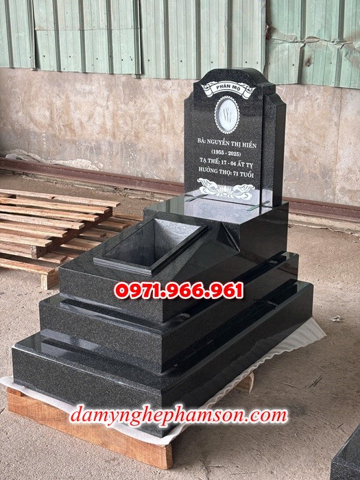 bia mộ đá xanh đẹp, giá bán mộ đá nguyên khối lắp sắp, địa chĩ nơi chỗ bán mộ đá hoa cương granite, kích thước mộ đá tự nhiên chuẩn phong thủy, thiết kế mộ đá trắng vàng theo yêu cầu, lắp đặt mộ đá cao cấp trọn gói theo yêu càu, mộ ông bà bố mẹ gia đình xây đá, mộ ốp đá xanh đen cẩm thạch, mẫu mộ đá đơn giản tam cấp không mái, mộ gia tộc song thân phu thê có mái che, kim tĩnh huyệt mộ bằng đá chôn tươi sang cát, nhà mồ mả để thề lưu giũ hũ lọ tro cốt, mộ sư bảo tháp ba năm bẩy chín tầng hình vuông lục lăng bát giác, mộ đôi tròn sang cát hỏa hung địa táng,