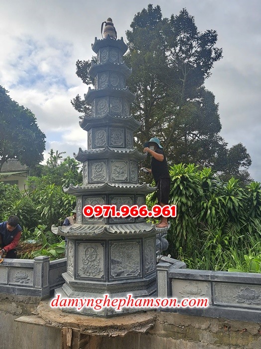 bia mộ đá xanh đẹp, giá bán mộ đá nguyên khối lắp sắp, địa chĩ nơi chỗ bán mộ đá hoa cương granite, kích thước mộ đá tự nhiên chuẩn phong thủy, thiết kế mộ đá trắng vàng theo yêu cầu, lắp đặt mộ đá cao cấp trọn gói theo yêu càu, mộ ông bà bố mẹ gia đình xây đá, mộ ốp đá xanh đen cẩm thạch, mẫu mộ đá đơn giản tam cấp không mái, mộ gia tộc song thân phu thê có mái che, kim tĩnh huyệt mộ bằng đá chôn tươi sang cát, nhà mồ mả để thề lưu giũ hũ lọ tro cốt, mộ sư bảo tháp ba năm bẩy chín tầng hình vuông lục lăng bát giác, mộ đôi tròn sang cát hỏa hung địa táng,