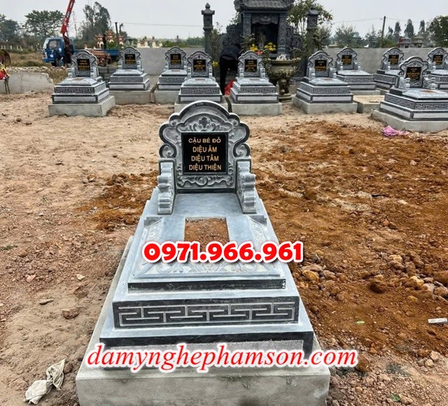 bia mộ đá xanh đẹp, giá bán mộ đá nguyên khối lắp sắp, địa chĩ nơi chỗ bán mộ đá hoa cương granite, kích thước mộ đá tự nhiên chuẩn phong thủy, thiết kế mộ đá trắng vàng theo yêu cầu, lắp đặt mộ đá cao cấp trọn gói theo yêu càu, mộ ông bà bố mẹ gia đình xây đá, mộ ốp đá xanh đen cẩm thạch, mẫu mộ đá đơn giản tam cấp không mái, mộ gia tộc song thân phu thê có mái che, kim tĩnh huyệt mộ bằng đá chôn tươi sang cát, nhà mồ mả để thề lưu giũ hũ lọ tro cốt, mộ sư bảo tháp ba năm bẩy chín tầng hình vuông lục lăng bát giác, mộ đôi tròn sang cát hỏa hung địa táng,