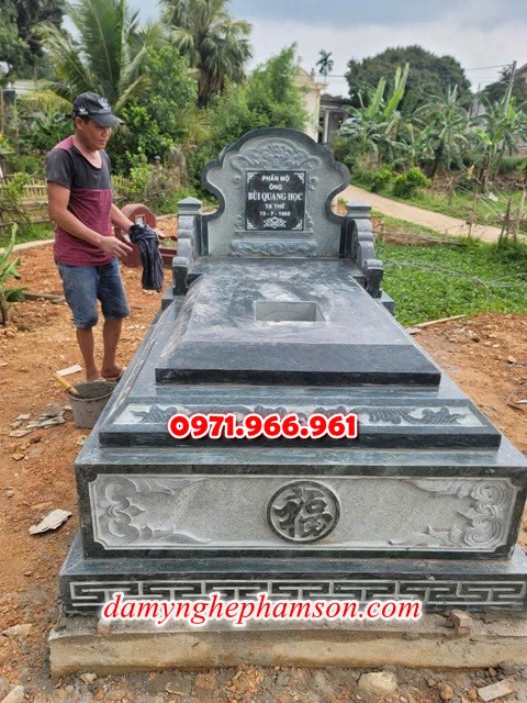 bia mộ đá xanh đẹp, giá bán mộ đá nguyên khối lắp sắp, địa chĩ nơi chỗ bán mộ đá hoa cương granite, kích thước mộ đá tự nhiên chuẩn phong thủy, thiết kế mộ đá trắng vàng theo yêu cầu, lắp đặt mộ đá cao cấp trọn gói theo yêu càu, mộ ông bà bố mẹ gia đình xây đá, mộ ốp đá xanh đen cẩm thạch, mẫu mộ đá đơn giản tam cấp không mái, mộ gia tộc song thân phu thê có mái che, kim tĩnh huyệt mộ bằng đá chôn tươi sang cát, nhà mồ mả để thề lưu giũ hũ lọ tro cốt, mộ sư bảo tháp ba năm bẩy chín tầng hình vuông lục lăng bát giác, mộ đôi tròn sang cát hỏa hung địa táng,