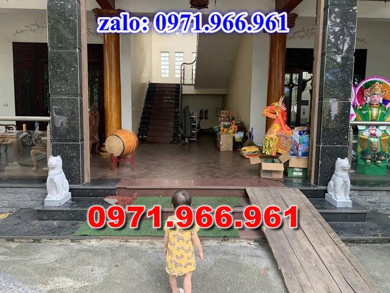 chó đá phong thủy trước nhà, chó đá trấn trạch lăng mộ nhà thờ, chó đá nguyên khối chạm điêu khắc, tượng chó đá cổ trước chùa từ đường miếu,  ngoài chùa, cửa đình, nhà thờ dòng họ gia đình, linh thiêng, được điêu khắc tinh sảo, bằng đá xanh ninh bình, đá thanh hóa, đá trắng, đá vàng, đá thạch anh, đá granite, theo yêu cầu của khách hàng