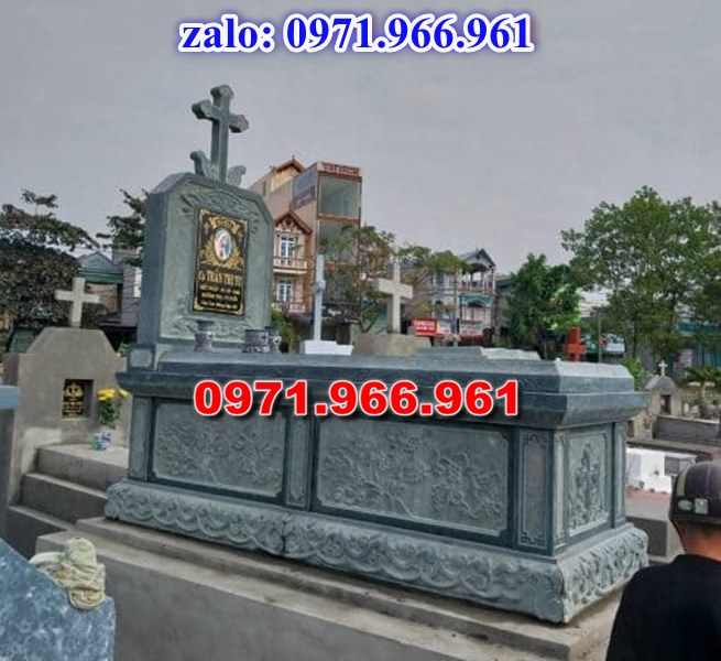 bia mộ đá xanh đẹp, giá bán mộ đá nguyên khối lắp sắp, địa chĩ nơi chỗ bán mộ đá hoa cương granite, kích thước mộ đá tự nhiên chuẩn phong thủy, thiết kế mộ đá trắng vàng theo yêu cầu, lắp đặt mộ đá cao cấp trọn gói theo yêu càu, mộ ông bà bố mẹ gia đình xây đá, mộ ốp đá xanh đen cẩm thạch, mẫu mộ đá đơn giản tam cấp không mái, mộ gia tộc song thân phu thê có mái che, kim tĩnh huyệt mộ bằng đá chôn tươi sang cát, nhà mồ mả để thề lưu giũ hũ lọ tro cốt, mộ sư bảo tháp ba năm bẩy chín tầng hình vuông lục lăng bát giác, mộ đôi tròn sang cát hỏa hung địa táng,