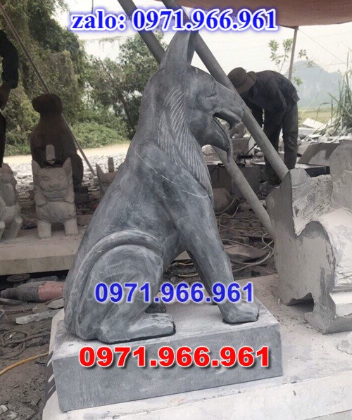 chó đá phong thủy trước nhà, chó đá trấn trạch lăng mộ nhà thờ, chó đá nguyên khối chạm điêu khắc, tượng chó đá cổ trước chùa từ đường miếu,  ngoài chùa, cửa đình, nhà thờ dòng họ gia đình, linh thiêng, được điêu khắc tinh sảo, bằng đá xanh ninh bình, đá thanh hóa, đá trắng, đá vàng, đá thạch anh, đá granite, theo yêu cầu của khách hàng