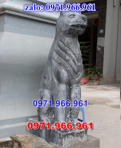 chó đá phong thủy trước nhà, chó đá trấn trạch lăng mộ nhà thờ, chó đá nguyên khối chạm điêu khắc, tượng chó đá cổ trước chùa từ đường miếu,  ngoài chùa, cửa đình, nhà thờ dòng họ gia đình, linh thiêng, được điêu khắc tinh sảo, bằng đá xanh ninh bình, đá thanh hóa, đá trắng, đá vàng, đá thạch anh, đá granite, theo yêu cầu của khách hàng