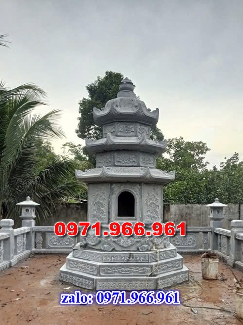 mộ tháp bằng đá để tro cốt ông bà hay cha mẹ, mộ tháp đá xanh rêu nguyên khối được chạm khắc tinh sảo, mộ tháp đá công giáo bằng đá granite nhập khẩu cao cấp, xây mộ tháp đá chuẩn phong thủy mang ý nghĩa tâm linh cho gia đinh bạn, chuyên sản xuất mộ tháp đá theo yêu cầu khách hàng