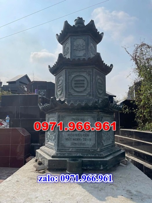 mộ tháp bằng đá để tro cốt ông bà hay cha mẹ, mộ tháp đá xanh rêu nguyên khối được chạm khắc tinh sảo, mộ tháp đá công giáo bằng đá granite nhập khẩu cao cấp, xây mộ tháp đá chuẩn phong thủy mang ý nghĩa tâm linh cho gia đinh bạn, chuyên sản xuất mộ tháp đá theo yêu cầu khách hàng