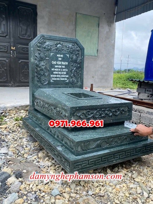 mộ đá xanh tự nhiên nguyên khối không mái mộ một mái mộ hai mái, mộ đá tam sơn bằng đá granite cao cấp chuẩn phong thủy, mộ đá đơn công giáo đơn giản đẹp, mẫu mộ kim tĩnh bằng đá xanh rêu có mái, mộ đá đơn cải táng mộ hỏa táng mộ chôn tươi được chạm khắc tinh sảo kích thước phù hợp