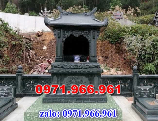 mộ tháp bằng đá để tro cốt ông bà hay cha mẹ, mộ tháp đá xanh rêu nguyên khối được chạm khắc tinh sảo, mộ tháp đá công giáo bằng đá granite nhập khẩu cao cấp, xây mộ tháp đá chuẩn phong thủy mang ý nghĩa tâm linh cho gia đinh bạn, chuyên sản xuất mộ tháp đá theo yêu cầu khách hàng