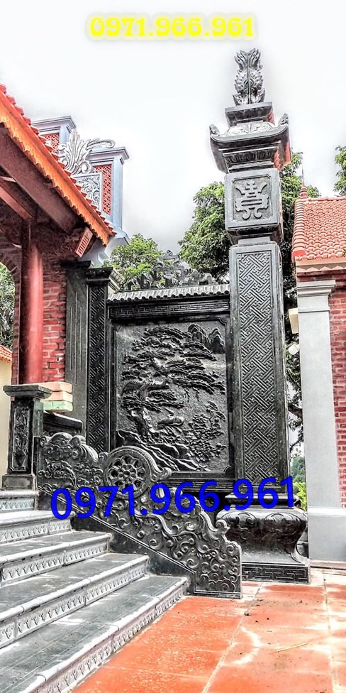 mẫu cột đá tự nhiên nguyên khối trước hiên nhà gia đình, nhà thờ, cột đá xanh đen phong thủy trước nhà thờ dòng họ, cột đá nhà gỗ chạm khắc hoa văn tinh sảo, cột đá đồng trụ, sân vườn, cột đá đình chùa bền vững cho khách hàng