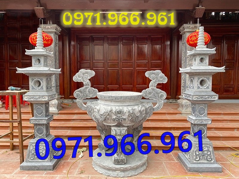 lư đỉnh bằng đá tự nhiên nguyên khối cao cấp ngoài trời bền đẹp, lư đỉnh đá phong thủy chuẩn tâm linh trước nhà thờ họ hay từ đường, lư đỉnh đá thờ cúng tâm linh khu lăng mộ, lư đỉnh đá xanh trước cổng tam quan hay khu tưởng niệm, thiết kế lư đỉnh đá cao cấp theo yêu cầu khách hàng 