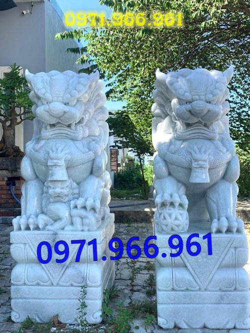mẫu kỳ lân đá phong thủy canh cổng, kỳ lân đá tự nhiên nguyên khối trấn yểm trước nhà, kỳ lân đá cẩm thạch trước nhà thờ họ, kỳ lân đá biệt thự mang lại tài lộc may mắn cho gia chủ, kỳ lân đá được điêu khắc chạm trổ tinh sảo theo nhu cầu khách hàng