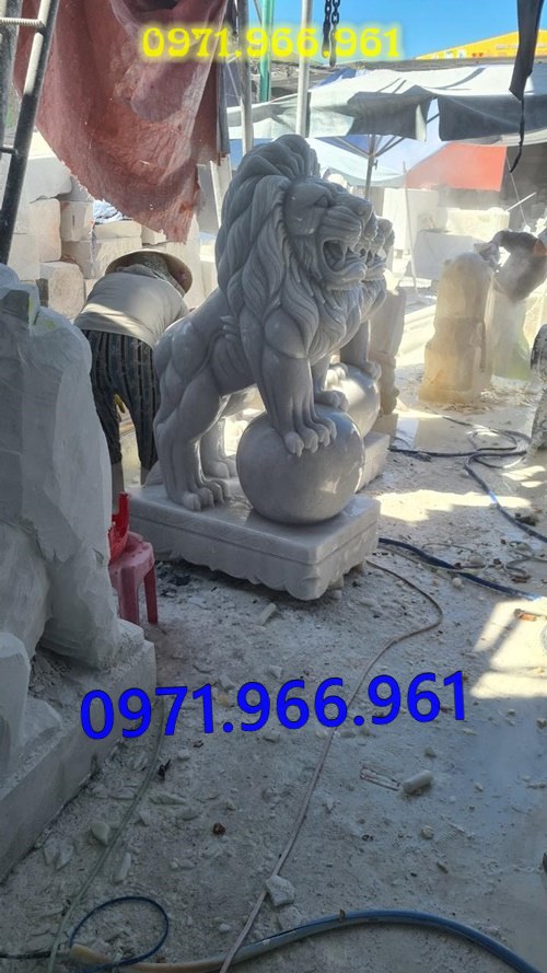 mẫu sư tử đá tự nhiên nguyên khối phong thủy trước cổng, sư bằng đá trắng canh cổng, trấn trạch, sư tử đá xanh trước cổng nhà thờ họ, trấn yểm, sư tử đá vàng canh cổng trước biệt thự cao cấp, sư tử bằng đá được điêu khắc tinh sảo theo yêu cầu khách hàng