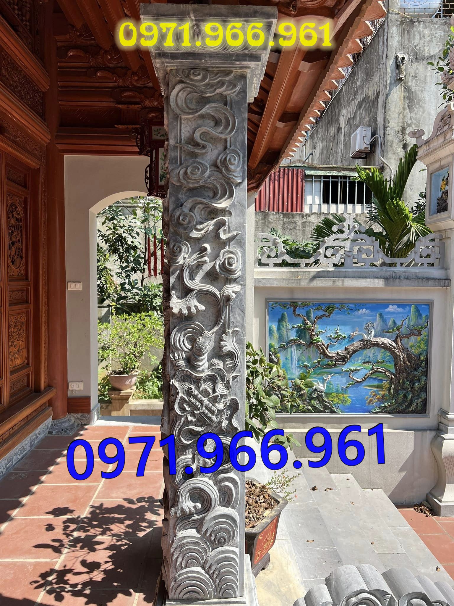 mẫu cột đá tự nhiên nguyên khối trước hiên nhà gia đình, nhà thờ, cột đá xanh đen phong thủy trước nhà thờ dòng họ, cột đá nhà gỗ chạm khắc hoa văn tinh sảo, cột đá đồng trụ, sân vườn, cột đá đình chùa bền vững cho khách hàng