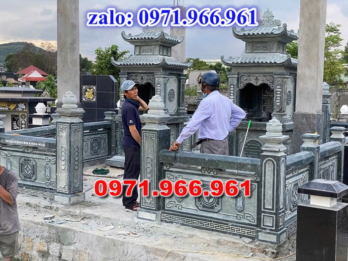 lan can bằng đá tự nhiên nguyên khối nhà thờ họ hay từ đường, lan can đá xanh rêu cho khu lăng mộ gia đình, nghĩa trang, khu lịch tâm linh, lan can khu biệt thự sân vườn được chạm khắc hoa văn tinh xảo theo yêu cầu, lan can tường rào đá phong thủy, trấn trạch, cao cấp, bền đẹp, giá rẻ cho khách hàng