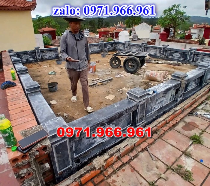 lan can bằng đá tự nhiên nguyên khối nhà thờ họ hay từ đường, lan can đá xanh rêu cho khu lăng mộ gia đình, nghĩa trang, khu lịch tâm linh, lan can khu biệt thự sân vườn được chạm khắc hoa văn tinh xảo theo yêu cầu, lan can tường rào đá phong thủy, trấn trạch, cao cấp, bền đẹp, giá rẻ cho khách hàng 