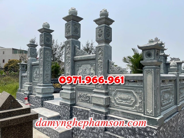 lan can bằng đá tự nhiên nguyên khối nhà thờ họ hay từ đường, lan can đá xanh rêu cho khu lăng mộ gia đình, nghĩa trang, khu lịch tâm linh, lan can khu biệt thự sân vườn được chạm khắc hoa văn tinh xảo theo yêu cầu, lan can tường rào đá phong thủy, trấn trạch, cao cấp, bền đẹp, giá rẻ cho khách hàng 