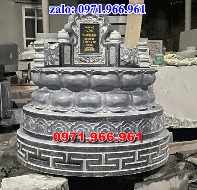 mẫu mộ tròn bằng đá nguyên khối cao cấp cho phần mộ tổ tiên, mộ tròn bằng đá xanh rêu được ưu chuộng nhất hiện nay cho phần mộ gia đình, mộ tròn bằng đá cao cấp chạm khắc hoa văn tinh xảo theo yêu cầu, mộ tròn bằng đá đẹp chuẩn kích thước phong thủy cho ông bà,cha mẹ cao cấp