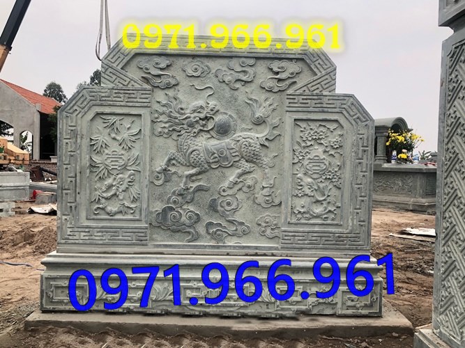 cuốn thư hay còn gọi bức bình phong trấn trạch bằng đá tự nhiên nguyên khối được đặt trong sân nhà thờ họ,bức cuốn thư chạm rồng phượng trước khu tâm linh đình làng, bức bình phong phong thủy đá xanh rêu trước khu lăng mộ gia đình đẹp, chuyên thiết kế cuốn thư bình phong theo yêu cầu khách hàng