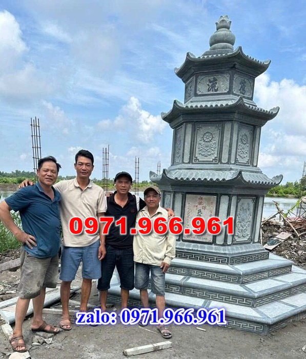 mộ tháp bằng đá để tro cốt ông bà hay cha mẹ, mộ tháp đá xanh rêu nguyên khối được chạm khắc tinh sảo, mộ tháp đá công giáo bằng đá granite nhập khẩu cao cấp, xây mộ tháp đá chuẩn phong thủy mang ý nghĩa tâm linh cho gia đinh bạn, chuyên sản xuất mộ tháp đá theo yêu cầu khách hàng