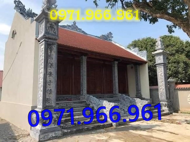 mẫu cột đá tự nhiên nguyên khối trước hiên nhà gia đình, nhà thờ, cột đá xanh đen phong thủy trước nhà thờ dòng họ, cột đá nhà gỗ chạm khắc hoa văn tinh sảo, cột đá đồng trụ, sân vườn, cột đá đình chùa bền vững cho khách hàng