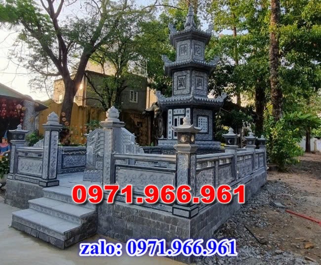 mộ tháp bằng đá để tro cốt ông bà hay cha mẹ, mộ tháp đá xanh rêu nguyên khối được chạm khắc tinh sảo, mộ tháp đá công giáo bằng đá granite nhập khẩu cao cấp, xây mộ tháp đá chuẩn phong thủy mang ý nghĩa tâm linh cho gia đinh bạn, chuyên sản xuất mộ tháp đá theo yêu cầu khách hàng