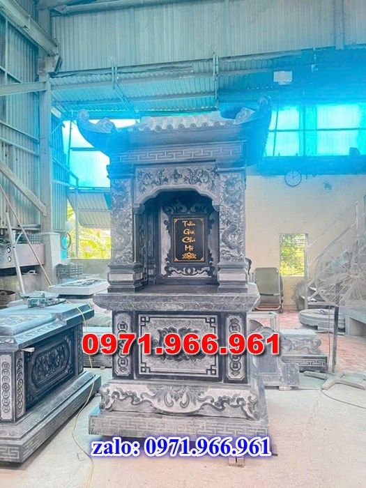 am thờ tro cốt bằng đá tự nhiên nguyên khối ngoài tời phong thủy cho gia đình, am thờ tro cốt đá xanh nhập khẩu cao cấp kích thước chuẩn, am thờ tro cốt bằng đá chạm khắc hoa văn đẹp, chất liệu đá theo yêu cầu của khách hàng