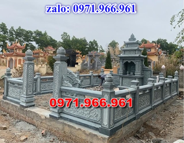 lan can bằng đá tự nhiên nguyên khối nhà thờ họ hay từ đường, lan can đá xanh rêu cho khu lăng mộ gia đình, nghĩa trang, khu lịch tâm linh, lan can khu biệt thự sân vườn được chạm khắc hoa văn tinh xảo theo yêu cầu, lan can tường rào đá phong thủy, trấn trạch, cao cấp, bền đẹp, giá rẻ cho khách hàng 
