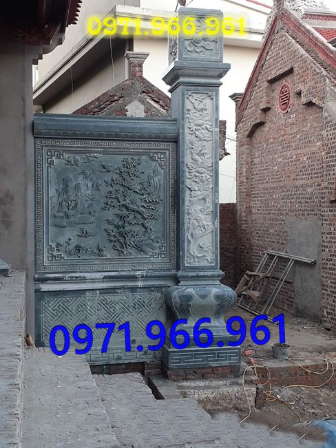mẫu cột đá tự nhiên nguyên khối trước hiên nhà gia đình, nhà thờ, cột đá xanh đen phong thủy trước nhà thờ dòng họ, cột đá nhà gỗ chạm khắc hoa văn tinh sảo, cột đá đồng trụ, sân vườn, cột đá đình chùa bền vững cho khách hàng