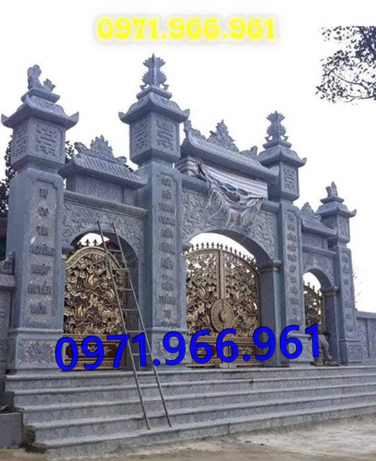 mẫu cổng đá xanh tự nhiên nguyên khối, cổng đá trước nhà thờ từ đường dòng họ, cổng đá tam quan đình làng khu tâm linh chùa, cổng đá hợp phong thủy khu lăng mộ gia đình, cổng đá nhà cổ khu biệt thự theo khách hàng 